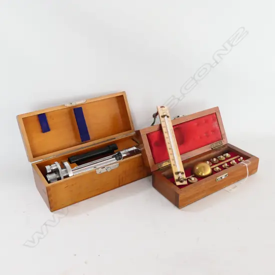 MAHOGANY CASED BREWERS & DISTILLERS HYDROMETER by W. REEVES & CO. AND BOXED CARL ZEISS CHROME SPECTROSCOPE (2)